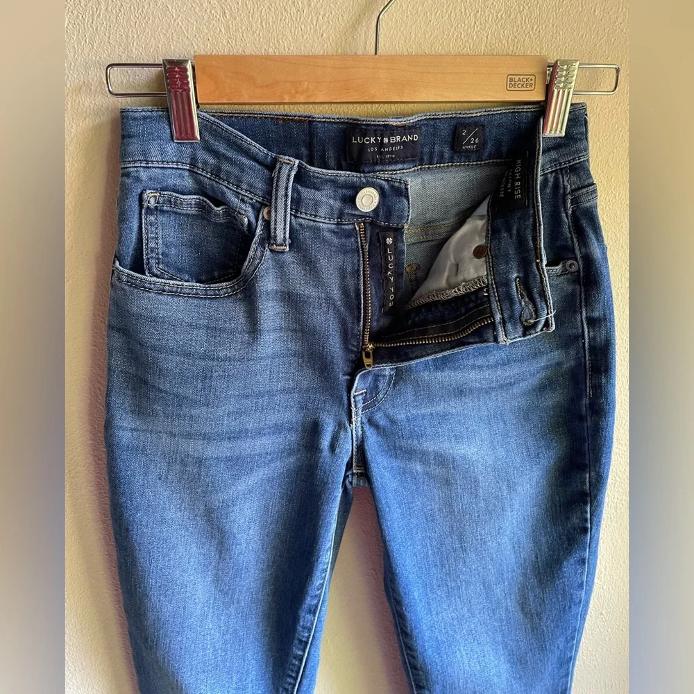 Lucky Brand Bridgette High Rise Skinny Ankle Jeans. Size 2/26